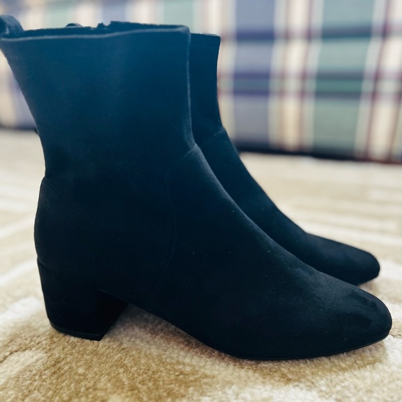 ALDO Black Women's Suede Boots - Picture 2 of 6